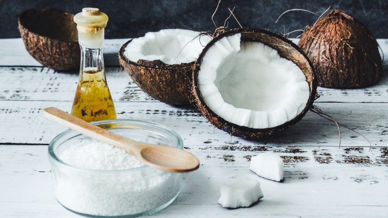 Huile de coco comme déodorant : avantages et inconvénients